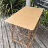 Petit bureau + chaise en rotin – Image 6