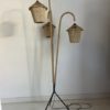 Lampadaire vintage tripode en métal et corde – Image 9