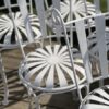 Série de six chaises de jardin François Carré – Image 3