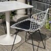Paire de chaises Wire en métal Bertoia – Image 5