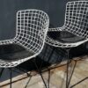 Paire de chaises Wire en métal Bertoia – Image 11