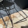 Paire de chaises Wire en métal Bertoia – Image 8